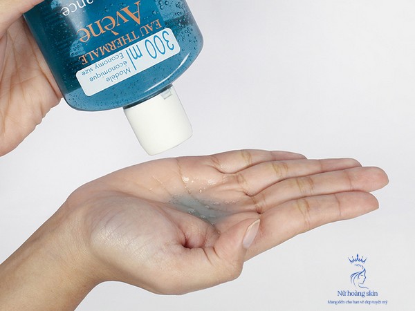 Đặc tính dịu nhẹ của sản phẩm không chỉ giúp làm sạch da, kiểm soát dầu thừa